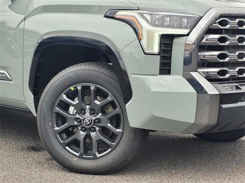 2026 Toyota Tundra Hybrid Platinum
