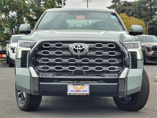 2026 Toyota Tundra Hybrid Platinum
