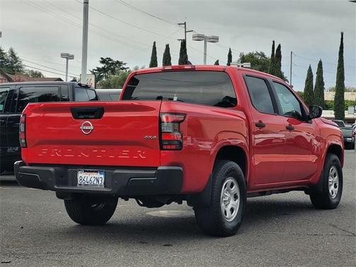 2022 Nissan Frontier S