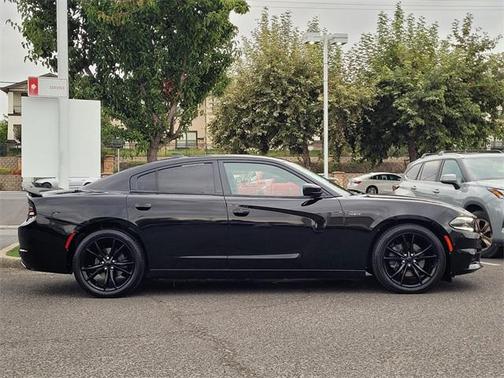 2016 Dodge Charger R/T