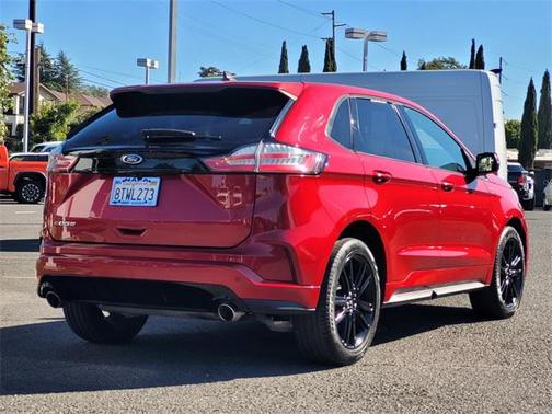2020 Ford Edge ST
