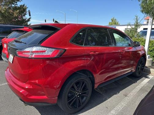 2020 Ford Edge ST