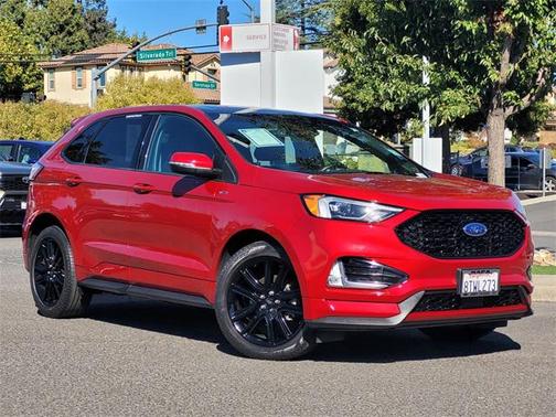 2020 Ford Edge ST