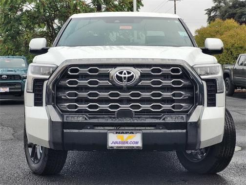 2026 Toyota Tundra Hybrid Platinum