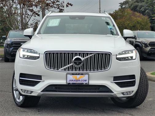 2019 Volvo XC90 T6 Inscription