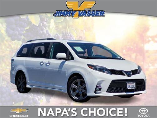 2020 Toyota Sienna SE