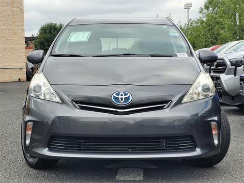 2014 Toyota Prius v Three