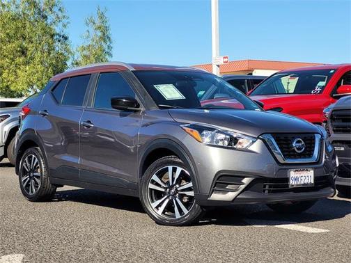 2018 Nissan Kicks SV