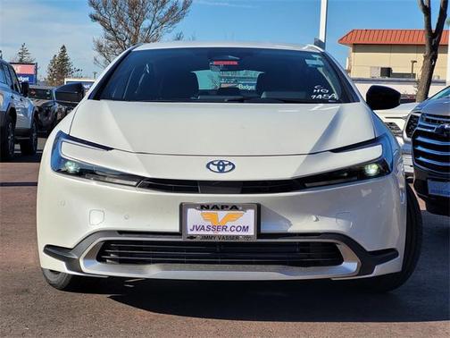 2026 Toyota Prius Plug-In Hybrid SE