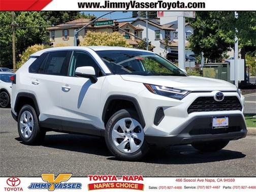 2025 Toyota RAV4 LE