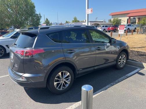 2018 Toyota RAV4 Hybrid XLE