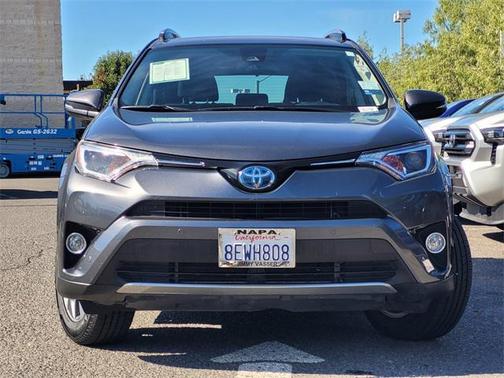 2018 Toyota RAV4 Hybrid XLE