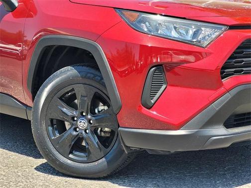 2022 Toyota RAV4 Hybrid LE