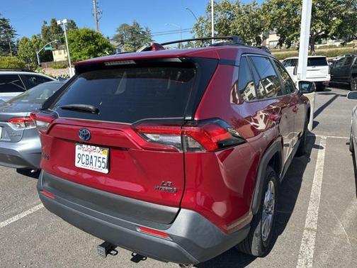 2022 Toyota RAV4 Hybrid LE