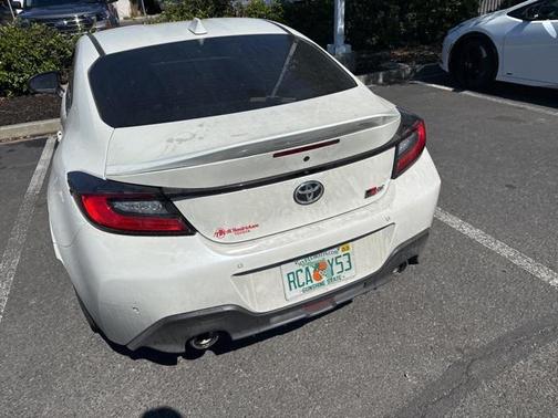 2024 Toyota GR86 Premium