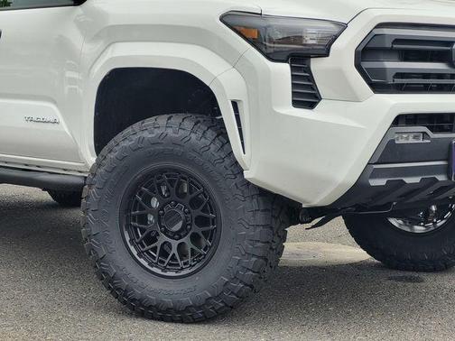 Ice Cap 2026 Toyota Tacoma SR5