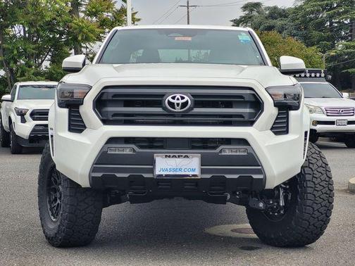Ice Cap 2026 Toyota Tacoma SR5