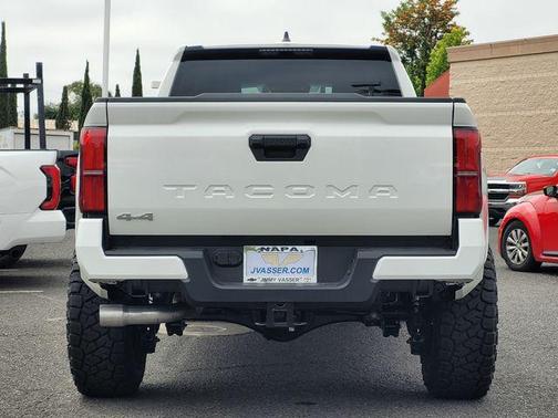 Ice Cap 2026 Toyota Tacoma SR5