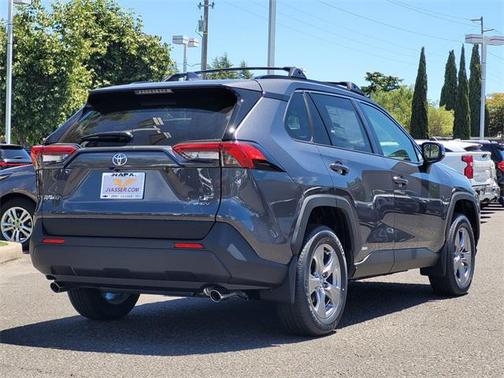 2025 Toyota RAV4 Hybrid LE