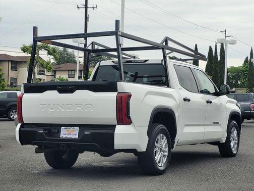 Ice 2023 Toyota Tundra SR5