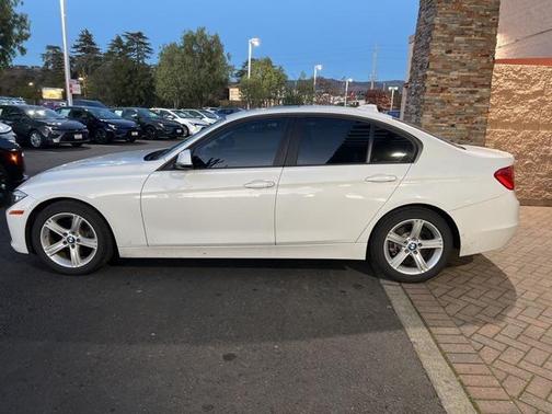 2015 BMW 328 328i
