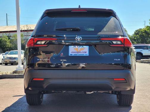 2026 Toyota Grand Highlander Hybrid XLE