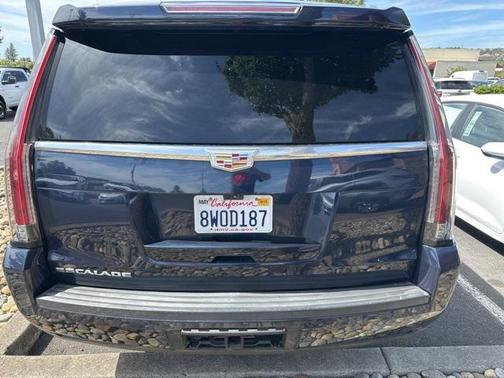 2018 Cadillac Escalade ESV Platinum