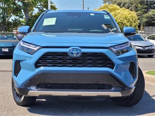 2023 Toyota RAV4 Hybrid SE