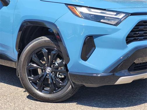 2023 Toyota RAV4 Hybrid SE