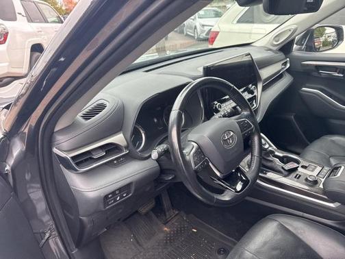 2020 Toyota Highlander Limited