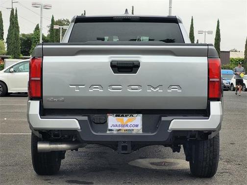 2025 Toyota Tacoma SR5