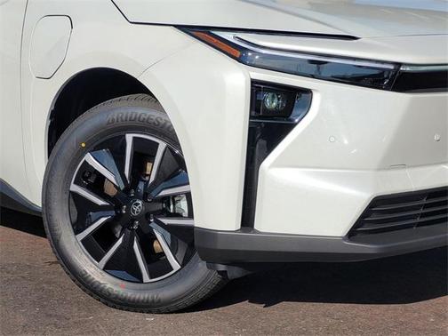 2026 Toyota bZ XLE Plus