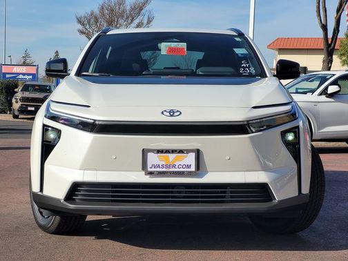 2026 Toyota bZ XLE Plus