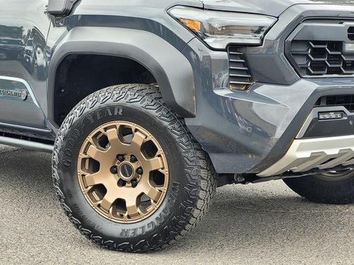 2024 Toyota Tacoma Hybrid Trailhunter