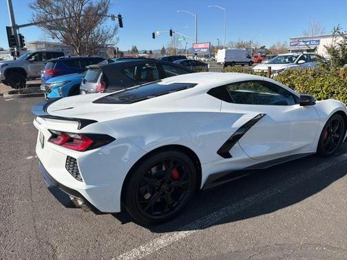 2022 Chevrolet Corvette Stingray w/2LT
