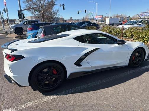 2022 Chevrolet Corvette Stingray w/2LT