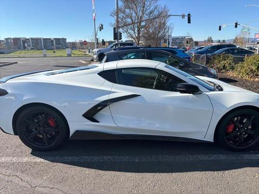 2022 Chevrolet Corvette Stingray w/2LT