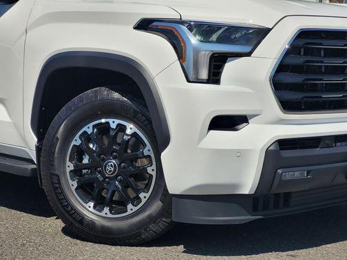 Ice Cap 2026 Toyota Sequoia SR5