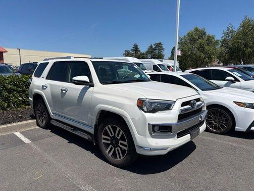 Blizzard Pearl 2017 Toyota 4Runner Limited