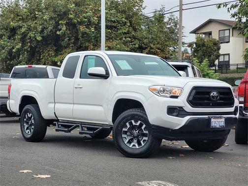 2023 Toyota Tacoma SR