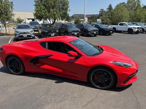 2020 Chevrolet Corvette Stingray w/2LT