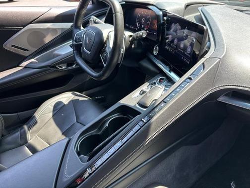 2020 Chevrolet Corvette Stingray w/2LT