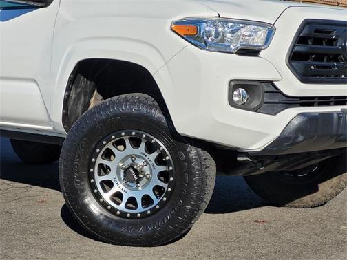 2018 Toyota Tacoma SR