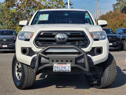 2018 Toyota Tacoma SR