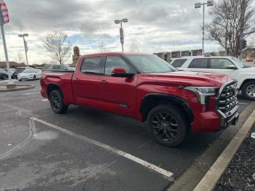2022 Toyota Tundra Platinum