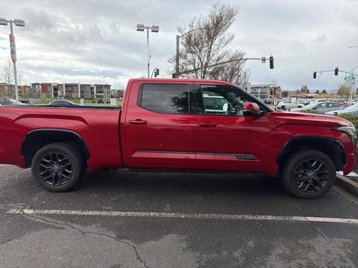 2022 Toyota Tundra Platinum