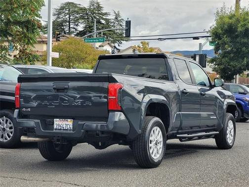 2024 Toyota Tacoma SR5
