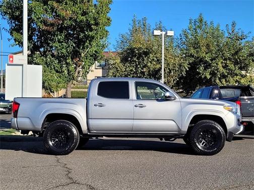 2018 Toyota Tacoma SR