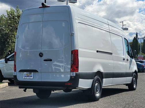 2024 Mercedes-Benz Sprinter 2500 High Roof