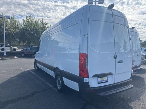 2024 Mercedes-Benz Sprinter 2500 High Roof